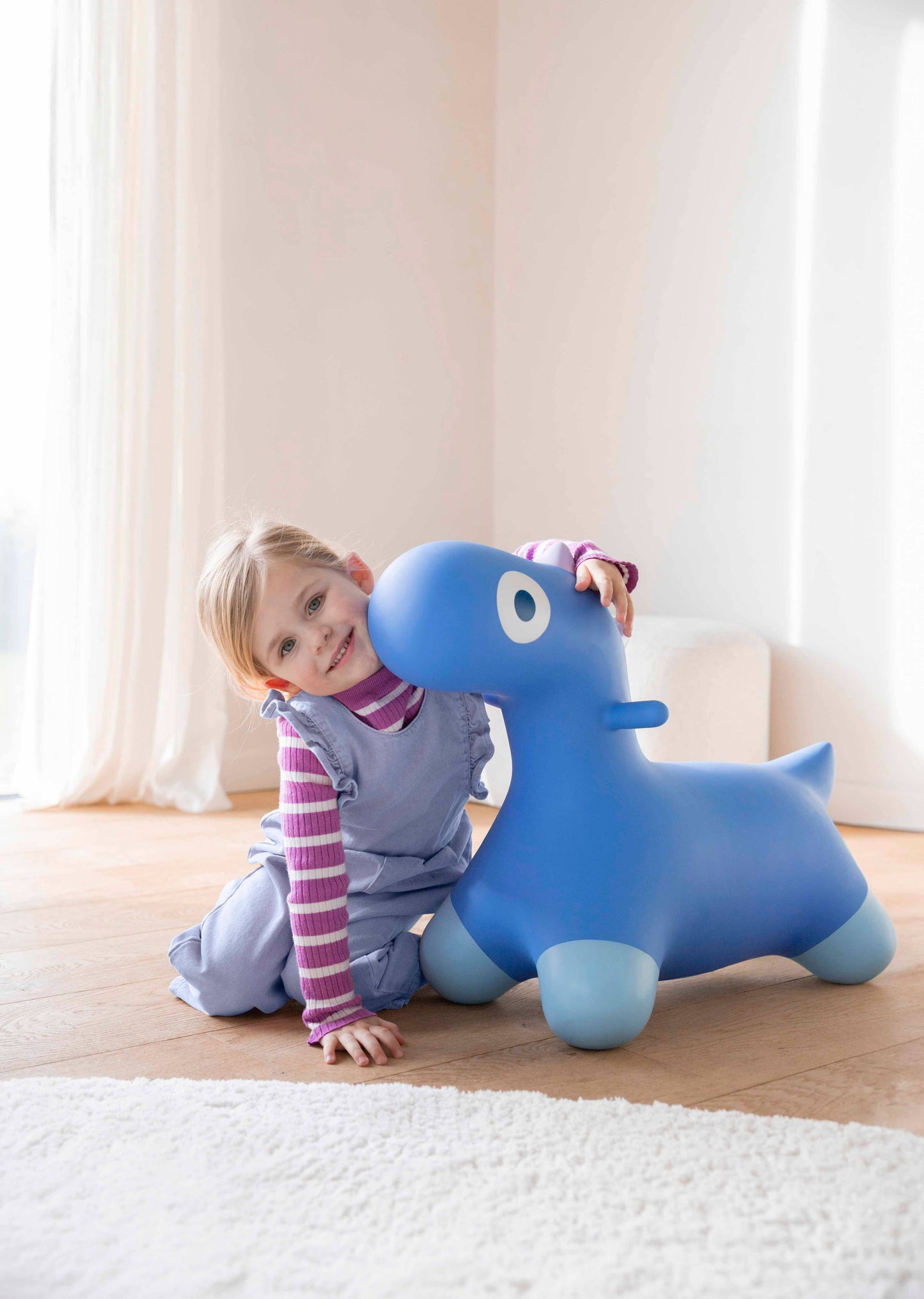 Quut Hoppi - A bouncy friend just for you! : Cosmic Blue