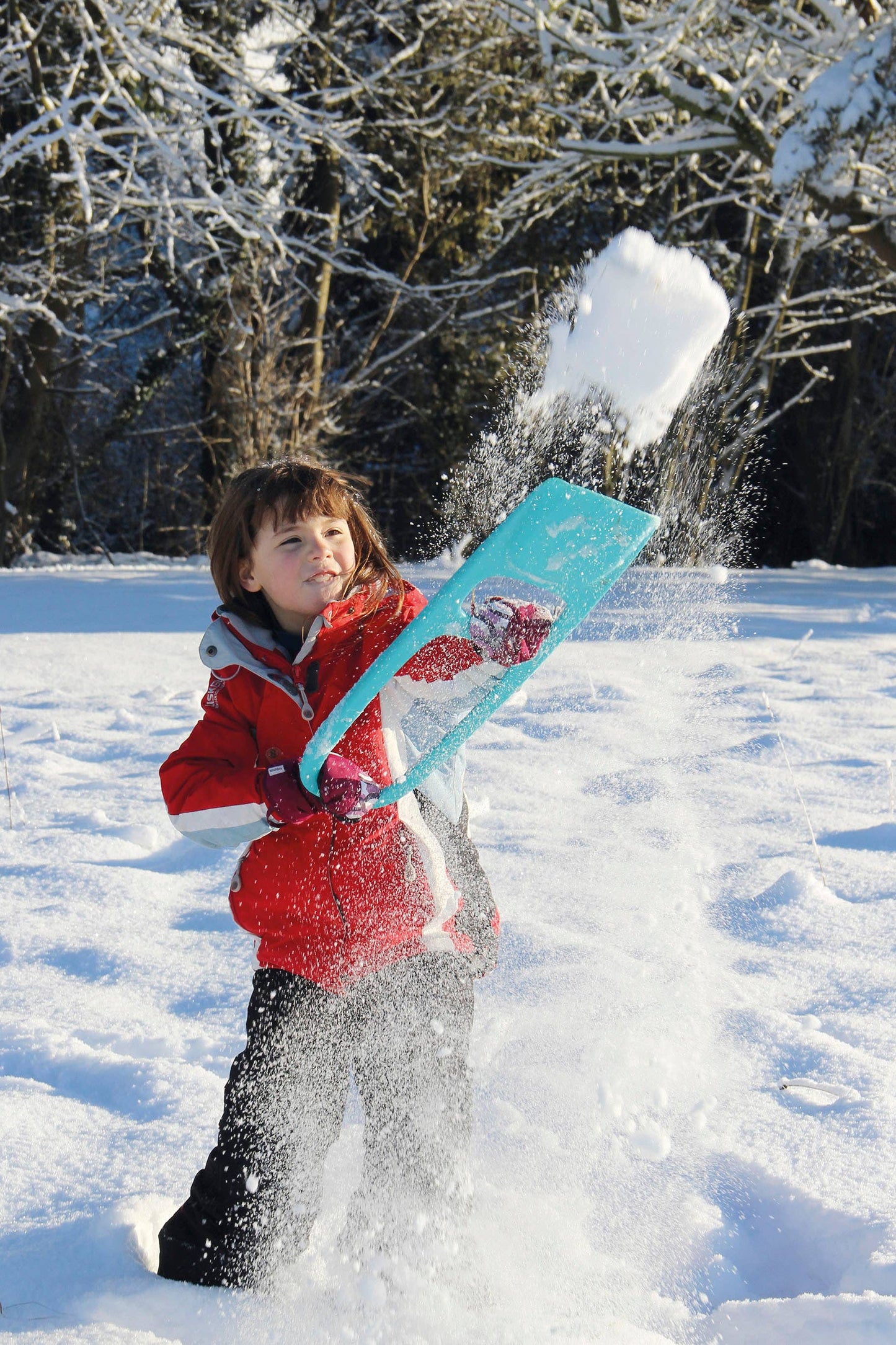 Quut Scoppi - Kids Shovel with an easy-grip handle